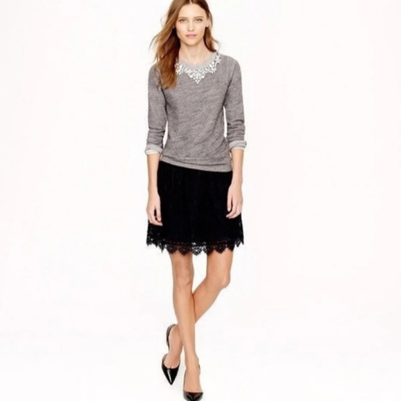 00 J CREW NAVY BLUE LACE OVER A BLACK LINING SCALLOPED HEM MINI SKIRT LIKE NEW - Picture 2 of 10